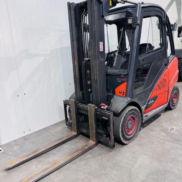 Linde H 25 D-02/600 EVO Kabine