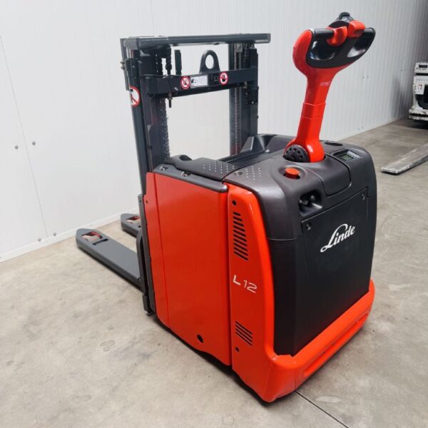 Linde L 12 L Initialhub Batterie Bj.21